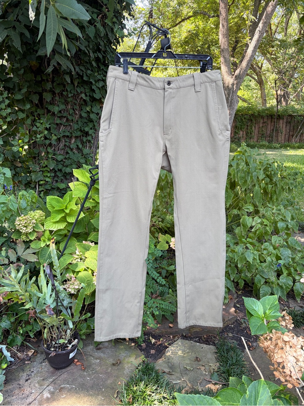1620 Men's Beige Work Pants -  Straight Fit. Excellent used condition.
